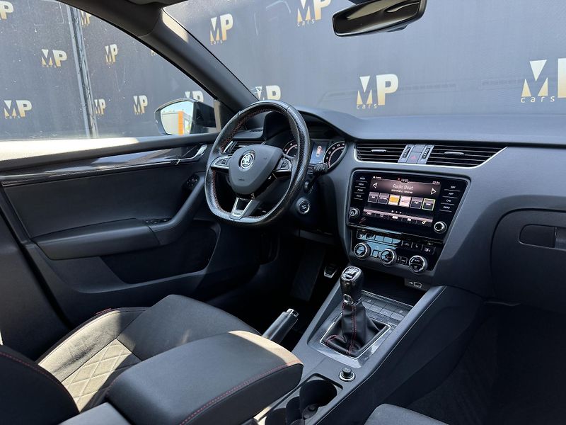 Škoda Octavia (2018) III RS230 2.0TSi MAN, Kessy    - fotka 15 z 44