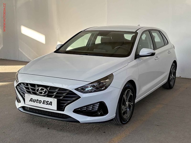 Hyundai i30 (2022) 1.0T-GDI, 1.maj,ČR, servis - fotka 3 z 15