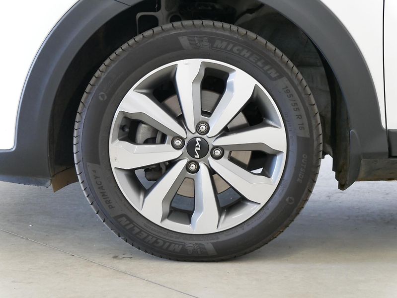 Kia Stonic - fotka 10 z 27