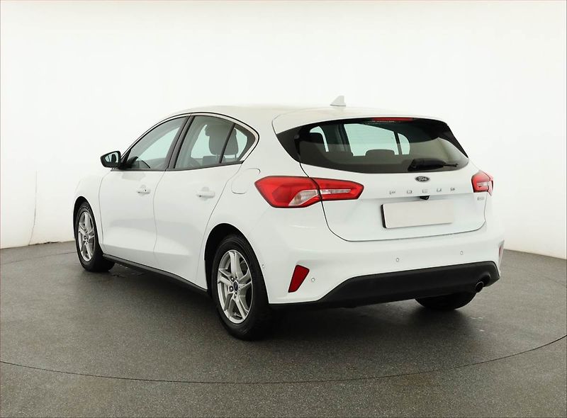 Ford Focus (2018) 1.0 EcoBoost, Serv.kniha, Navi - fotka 4 z 17