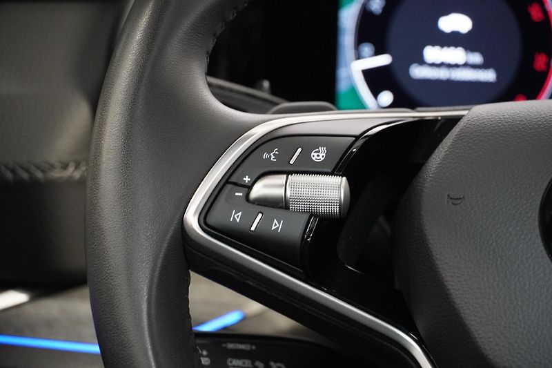 Škoda Kodiaq 2.0TDI Excl.Sel.ČR,1MAJ,7 míst - fotka 27 z 43