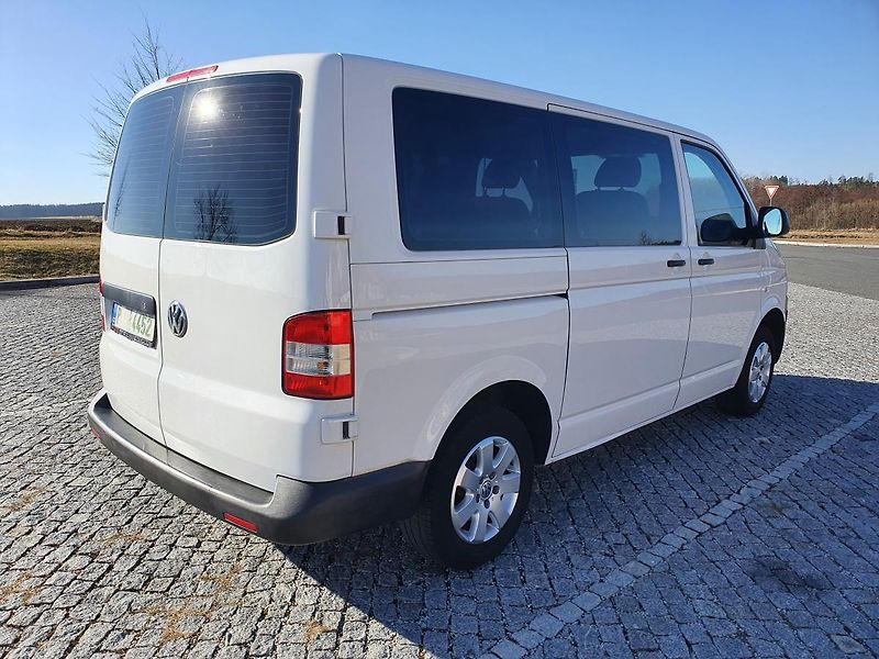 Volkswagen Transporter (2011) 2L 75kw 7míst, splátky  - fotka 6 z 23
