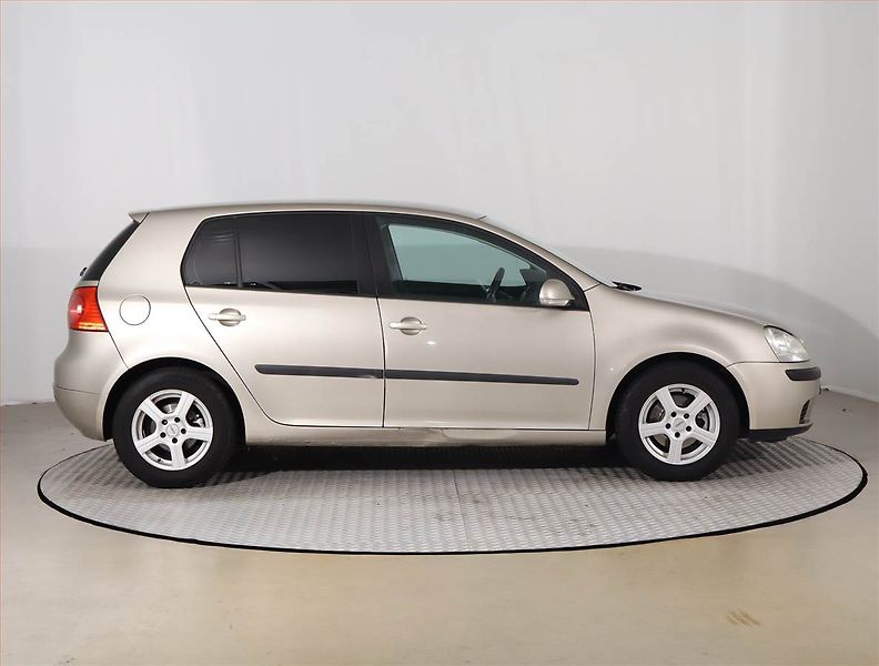 Volkswagen Golf (2005) 1.4 16V, Eko.zaplacen - fotka 6 z 15