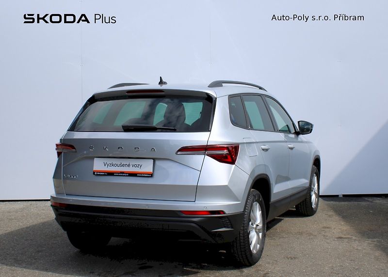 Škoda Karoq (2024) Ambition 1.5TSI / 110kW 6°MP - fotka 2 z 24
