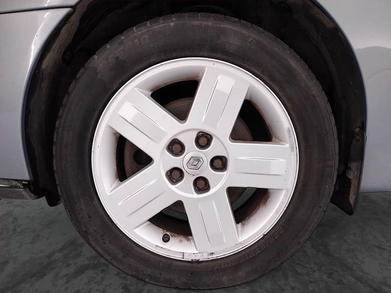 Renault Espace (2006) 2.0 T, 7 míst, Serv.kniha - fotka 15 z 19