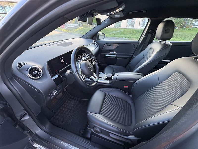 Mercedes-Benz GLA 2,0 2.0d AT,Full Led,Nav,Výhře - fotka 3 z 35