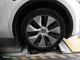 Tesla Model Y (2023) Berlín | LFP | Tažné 1600kg - náhled 8