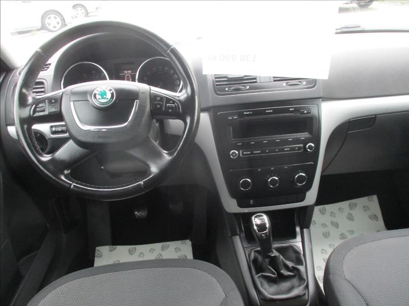 Škoda Yeti 1,2 TSI, 77kW, klimatizace, - fotka 16 z 37