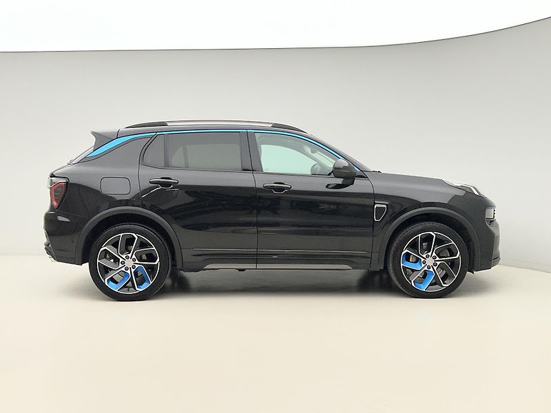 Lynk & Co 01 PHEV AUT  - fotka 9 z 54
