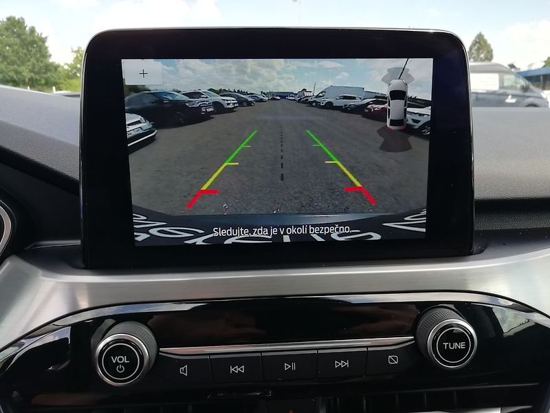 Ford Kuga Titanium 2,5 HEV 4WD  140kW - fotka 13 z 18