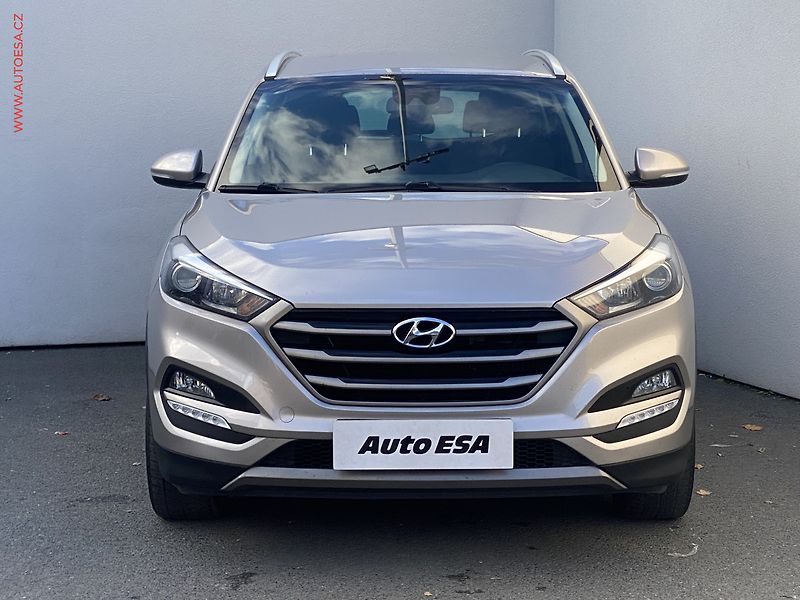 Hyundai Tucson (2016) 1.7CRDi, 2.maj,ČR, GO Czech - fotka 2 z 18