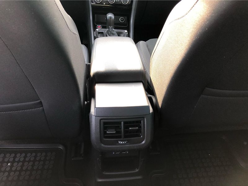 Seat Ateca 2.0 TDi DSG 7st. 4Drive Xcelle - fotka 23 z 30