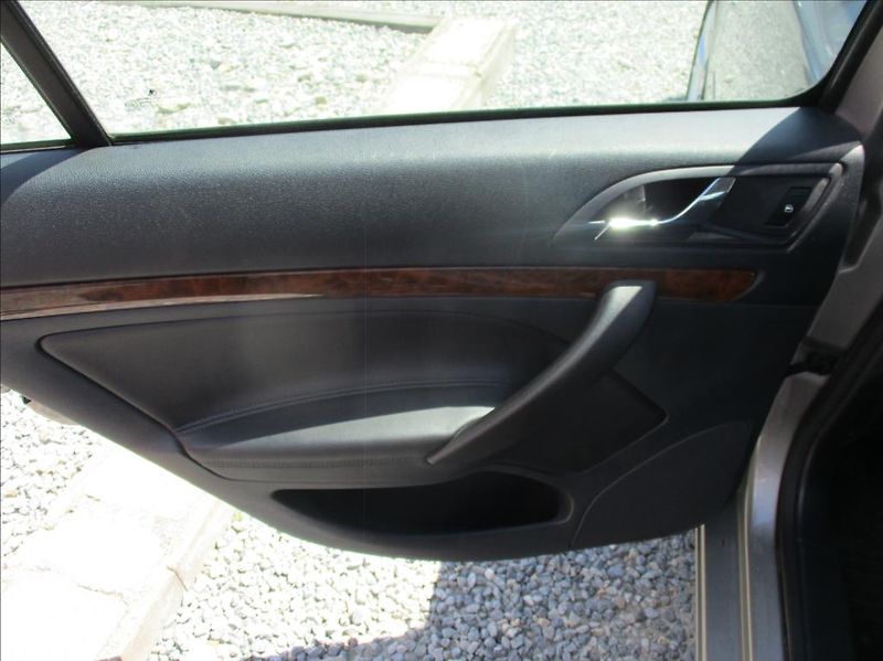 Škoda Octavia 1,4 TSI, Elegance,serv. kniha, - fotka 10 z 28