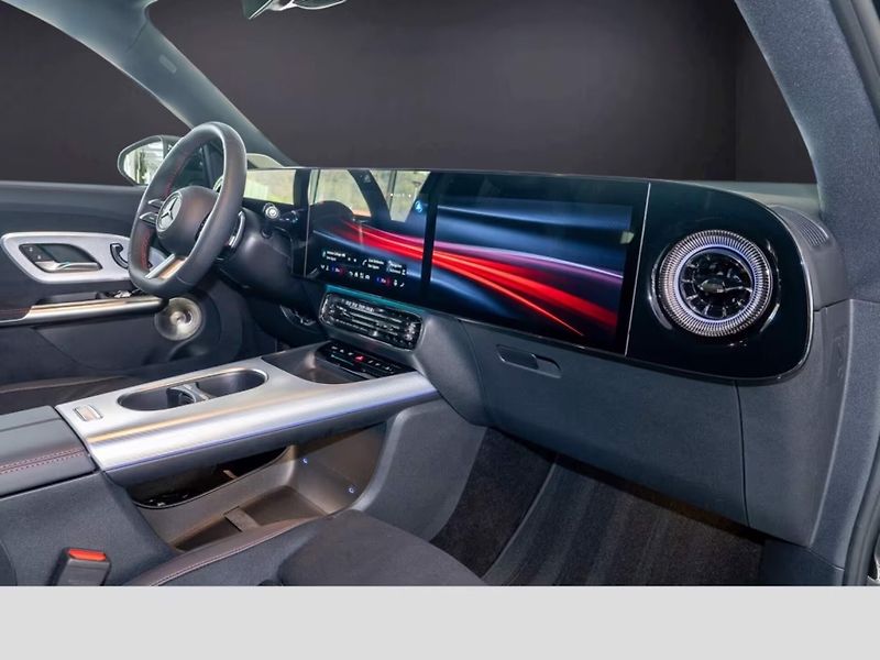 Mercedes-Benz GLB 250+ AMG Superscreen Burm Pano - fotka 10 z 20