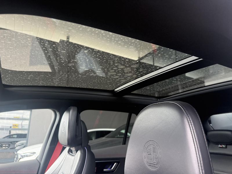 Mercedes-Benz EQE (2023) EQE 43 AMG 4MATIC SUV - fotka 54 z 54