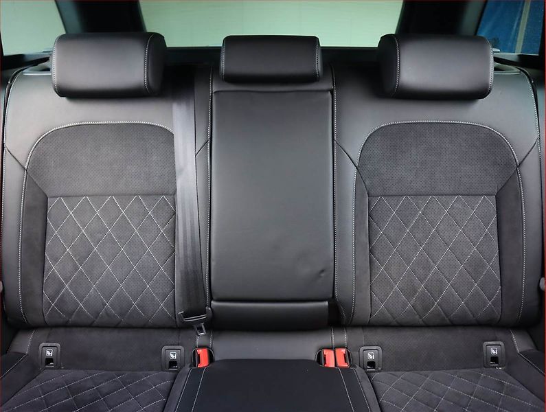 Škoda Superb (2022) Sportline 2.0 TDI - fotka 10 z 26