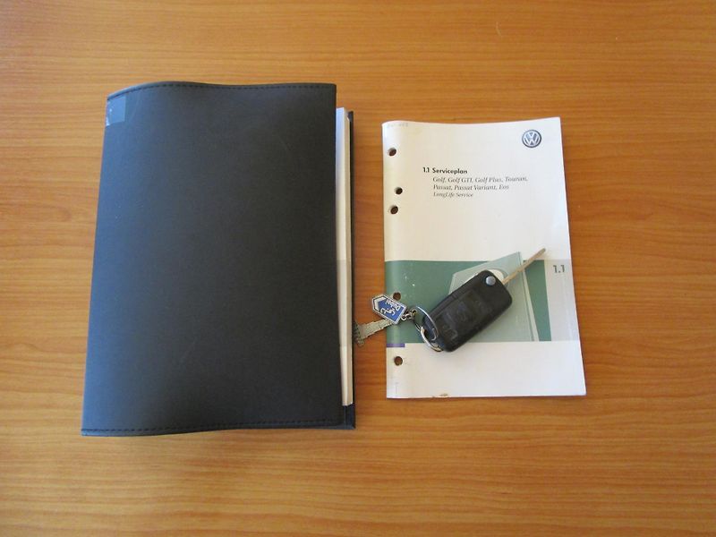Volkswagen Touran 2,0i-80KW-POHON BENZÍN+ CNG - fotka 13 z 13