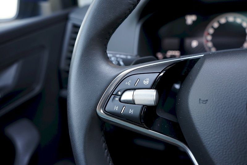 Škoda Karoq (2024) TSI 110 kW DSG Fresh - tažné - fotka 22 z 29