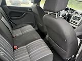 Ford Focus (2009) 1.6 td - náhled 39