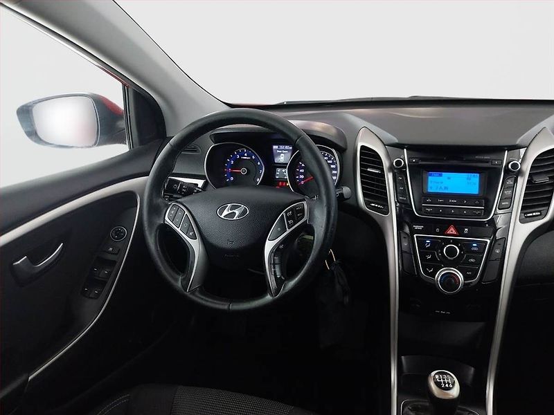 Hyundai i30 (2012) 1.6 MPI, Serv.kniha, Tempomat - fotka 7 z 17