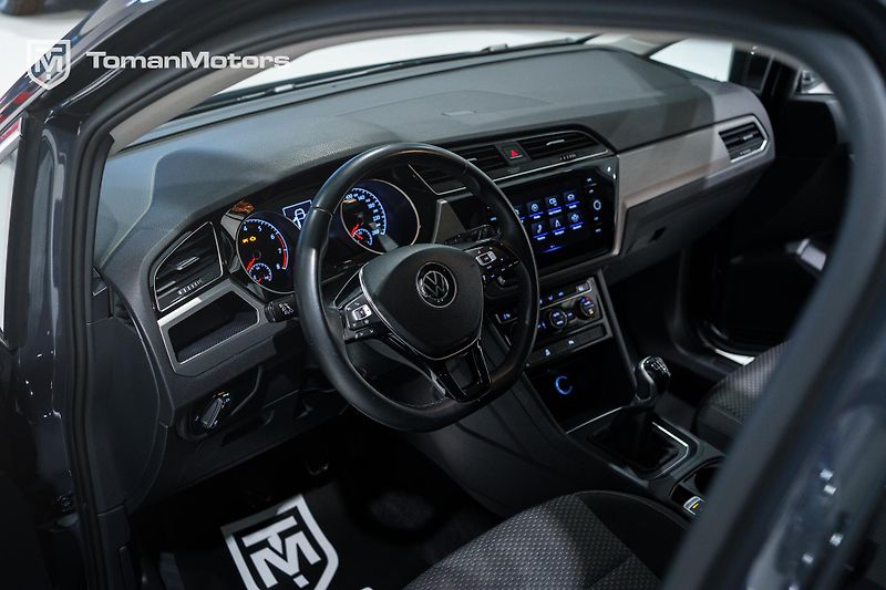 Volkswagen Touran (2022) 1.5 TSI Comfort line - fotka 10 z 22