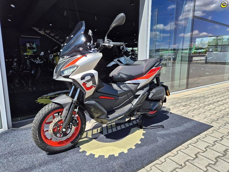 Aprilia SR GT 200 (2026) SPORT EU5+ - fotka 8 z 20