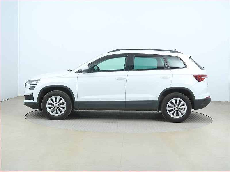 Škoda Karoq (2022) Ambition 1.0 TSI - fotka 3 z 16