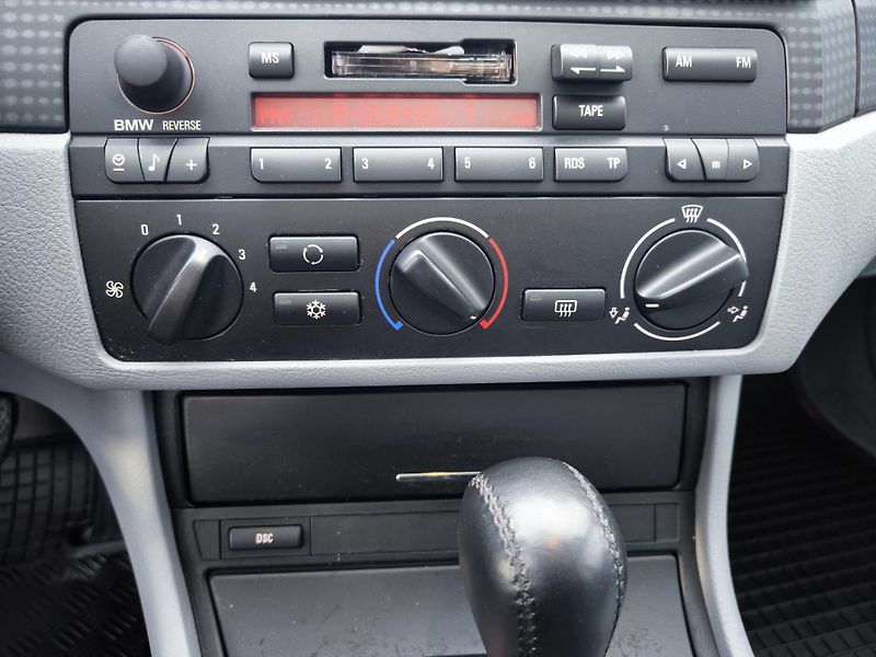 BMW Řada 3 320iAUTOMAT 6VÁLCŮ*BEZ KOROZE* - fotka 56 z 87