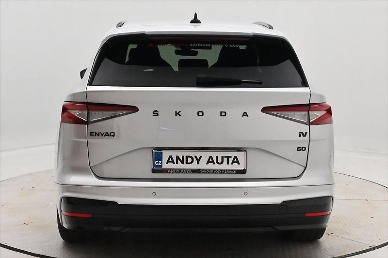 Škoda Enyaq iV 60 132kW SportPlus SOH 87% - fotka 6 z 28