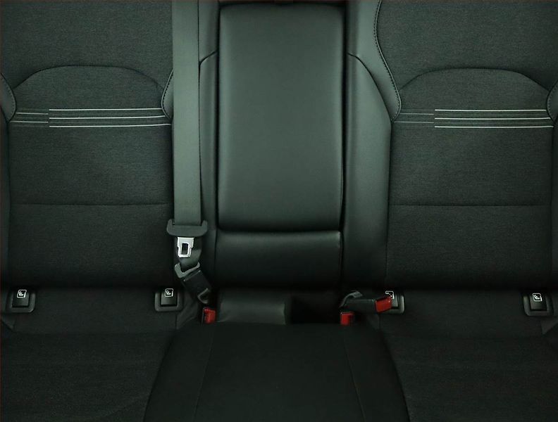 Hyundai i30 (2023) Style 1.5 T-GDI MHEV, ČR,1.maj - fotka 10 z 16