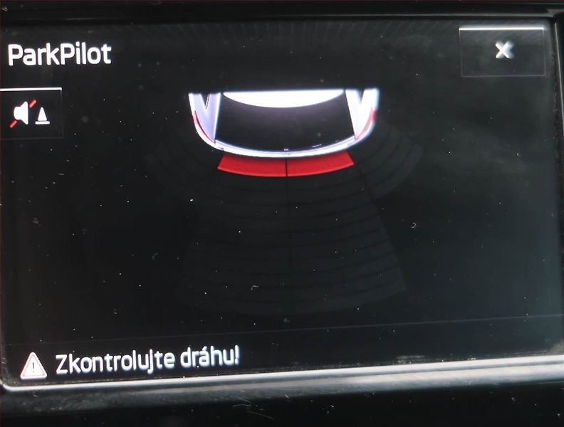 Škoda Octavia (2015) RS 2.0 TSI, Automat - fotka 19 z 22
