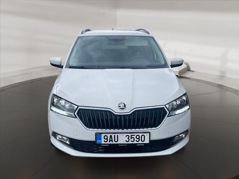 Škoda Fabia 1,0 TSI 70 Ambition - fotka 2 z 11