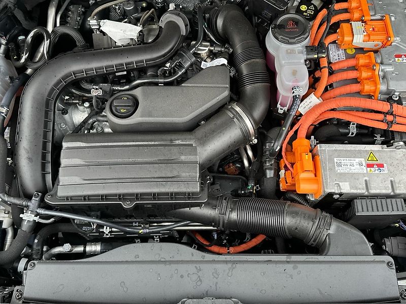 Škoda Kodiaq IV SPORTLINE TS 110/1.5 A6F - fotka 16 z 25