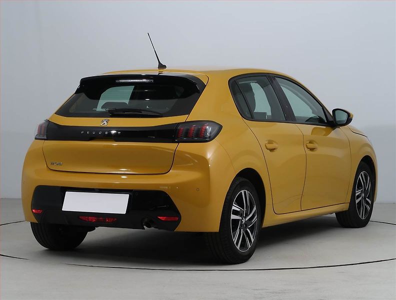 Peugeot 208 (2020) 1.2 PureTech, Serv.kniha, Kůže - fotka 5 z 18