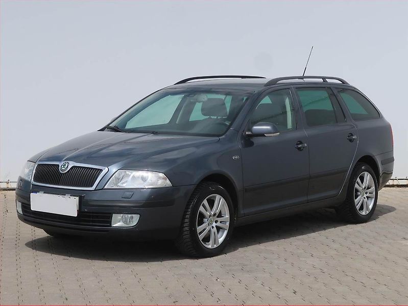 Škoda Octavia (2007) Laurin&Klement 2.0 TDI, 4X4 - fotka 2 z 14