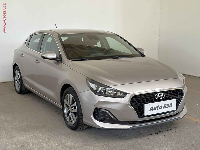 Hyundai i30 (2018) 1.0TGDi, 1.maj,ČR, STK7/28 - fotografie inzerátu