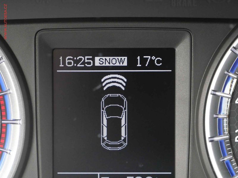 Suzuki S-Cross (2016) 1.4BJet AllGrip, 1.maj,ČR - fotka 25 z 26