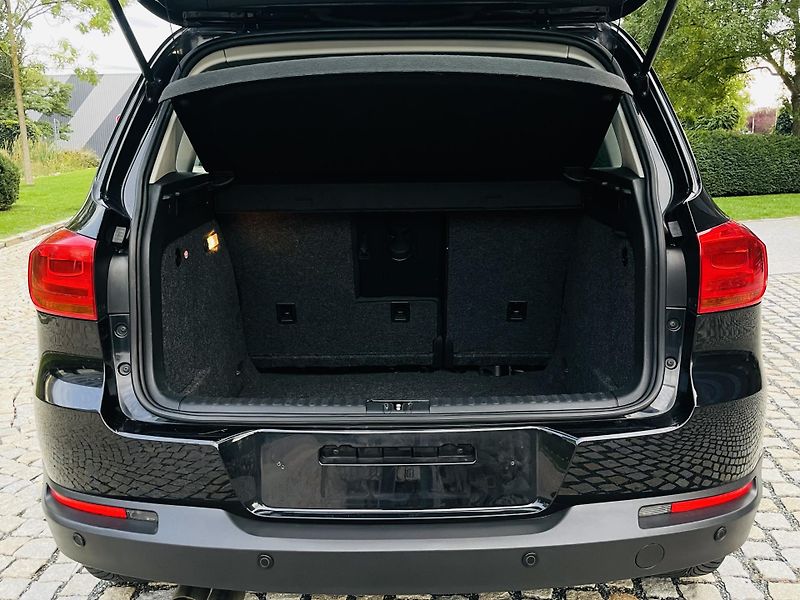 Volkswagen Tiguan 1.4TSI MANUÁL VÝHŘEV SERVISKA - fotka 19 z 39