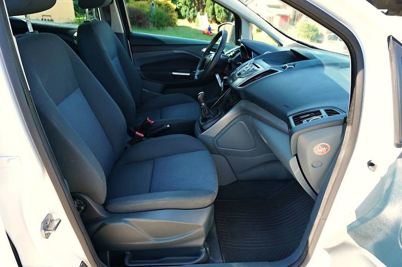 Ford C-MAX (2012) TREND 1,6i 77 kW - fotka 16 z 40