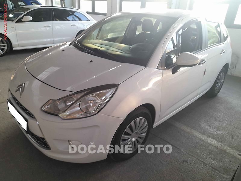 Citroën C3 (2012) 1.2i, ČR, AC - fotka 1 z 3