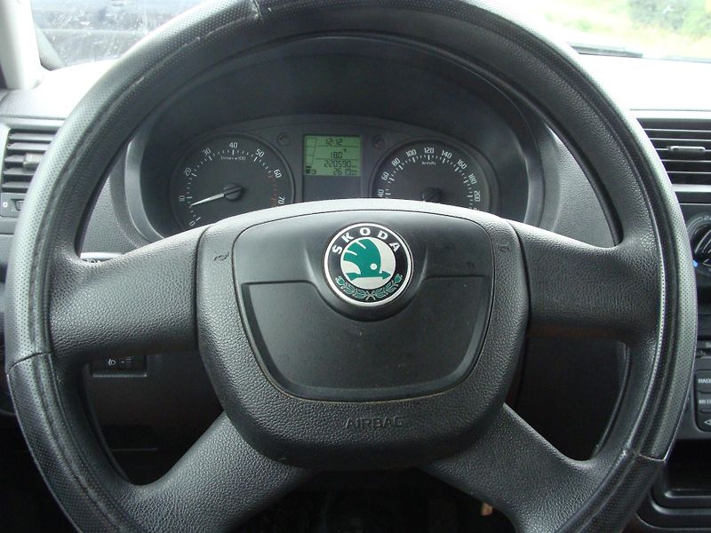 Škoda Fabia 1.2 TSi, 63 kW, klima,nová STK - fotka 14 z 21