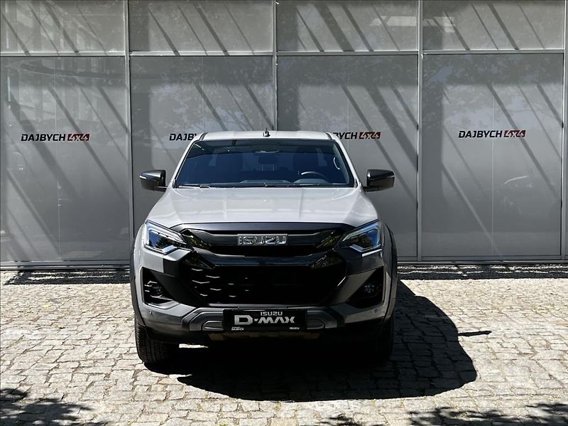Isuzu D-Max 1,9 Double Cab  6A/T V-Cross M - fotka 2 z 28