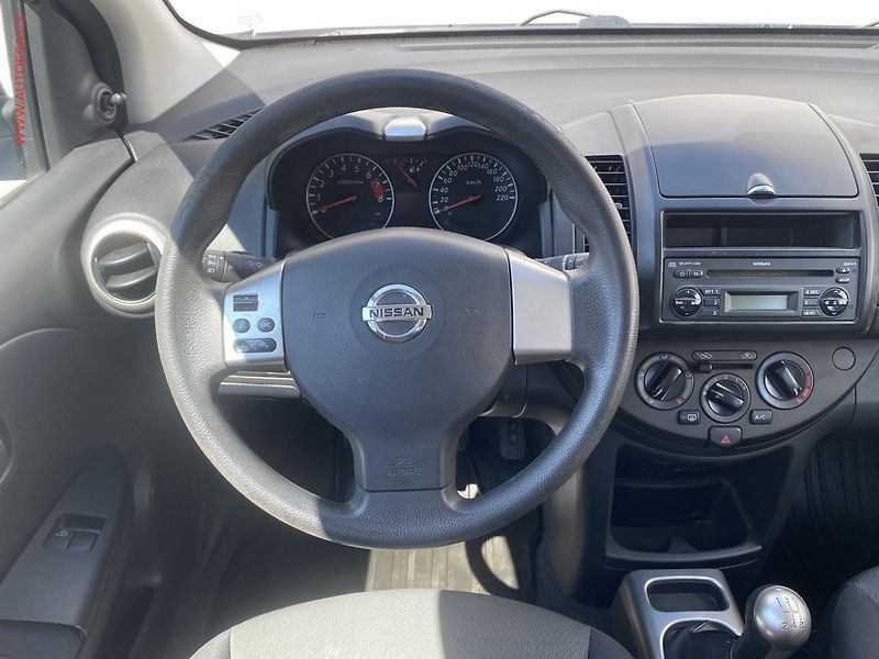 Nissan Note (2010) 1.4i, ČR, AC - fotka 11 z 13