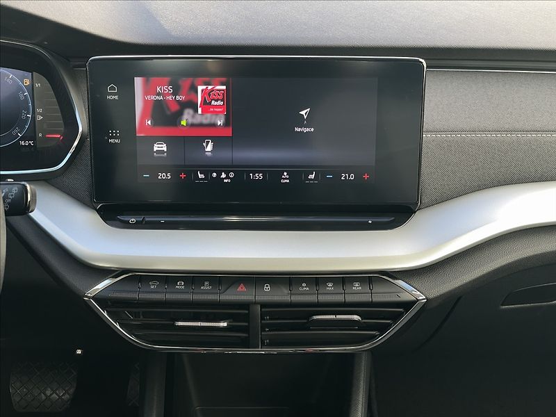 Škoda Octavia 2,0 TDI DSG Style Plus ACC - fotka 12 z 24