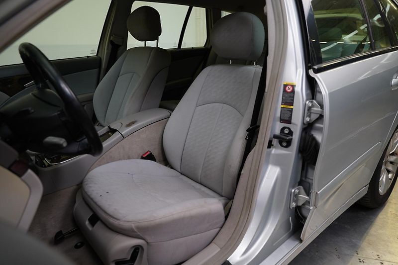 Mercedes-Benz Třídy E - fotka 11 z 24