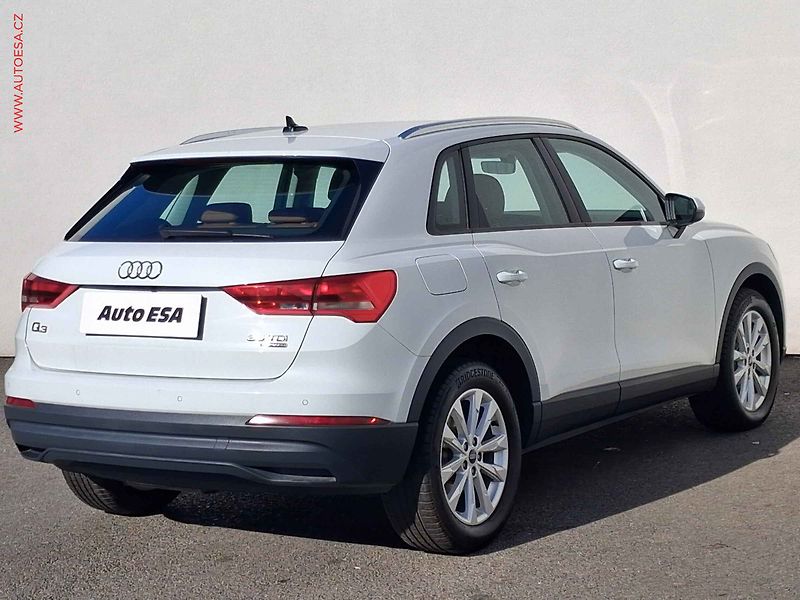 Audi Q3 (2020) 2.0 TDi Quattro, AT, LED, TZ - fotka 4 z 22