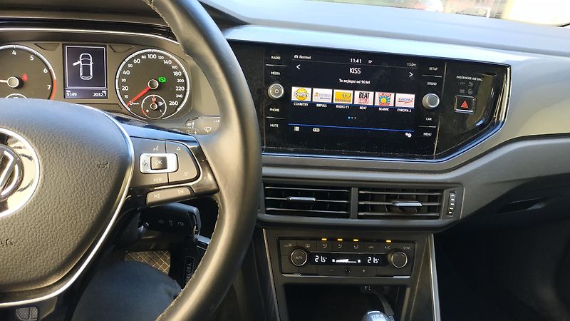 Volkswagen Polo (2018) VW polo 7dsg 85kw highline  - fotka 10 z 13