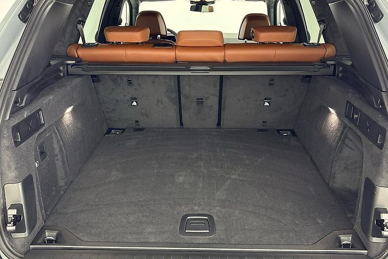 BMW X5 xDrive40d - fotka 27 z 28