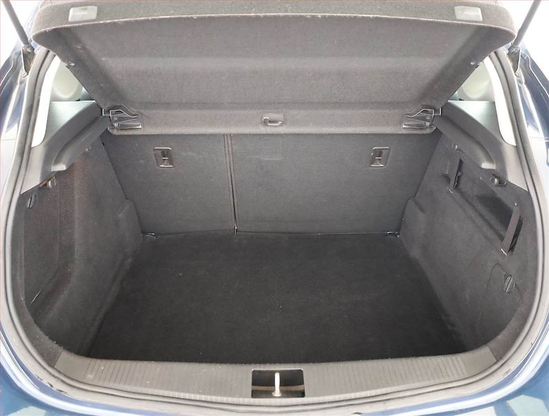 Opel Astra (2011) 1.4 16V, Serv.kniha, nová STK - fotka 15 z 16