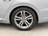 Volkswagen Arteon Shooting Brake R 2,0 TSI 235kW DSG 4Motion DP - náhled 25